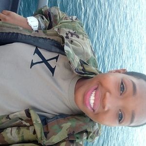 Meet your Posher, Sydney paige